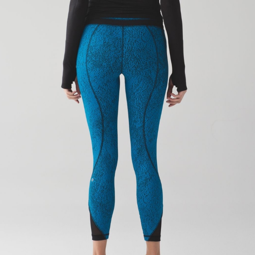 Lululemon Inspire Tight II